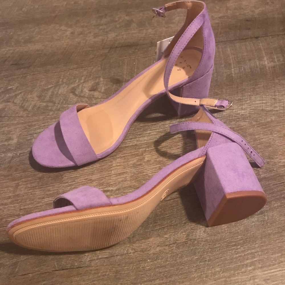Lilac Andeawy Heels